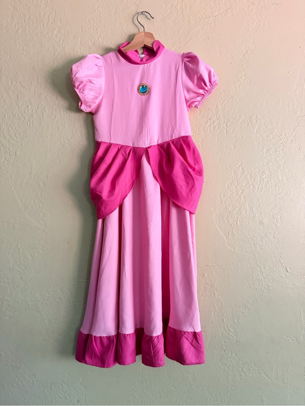 Girls Pink Princess Costume Dress with Jewel Accent, Size: M
